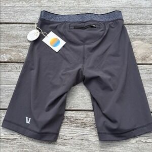 VUORI MEN'S LIMITLESS COMPRESSION SHORT charcoal gray size medium nwt